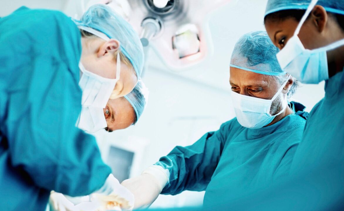 Процесс увеличения полового члена хирургами посредством операции